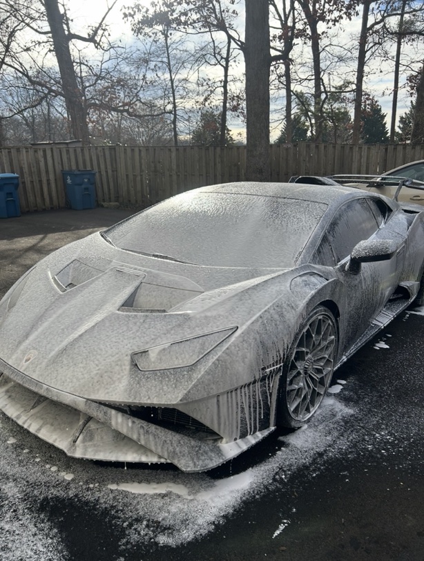 Lamborghini Huracán covered in snow foam during a Dang Detailings wash